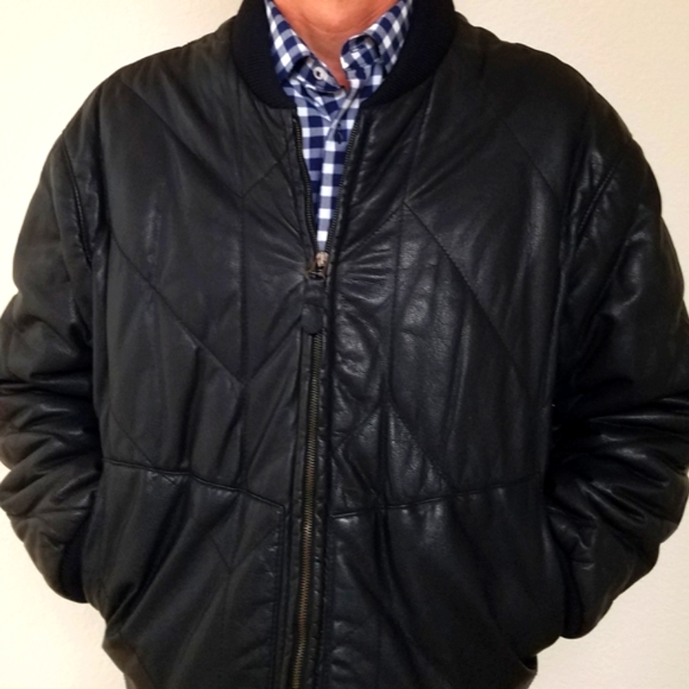 🥂 Giorgio Armani puffer jacket (40R)